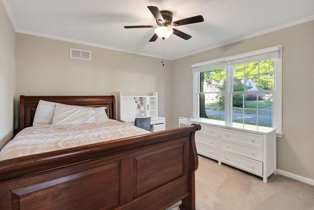 7619 BLACKBERRY FARM RD, Germantown, TN 38138