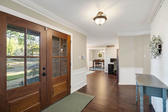 7619 BLACKBERRY FARM RD, Germantown, TN 38138