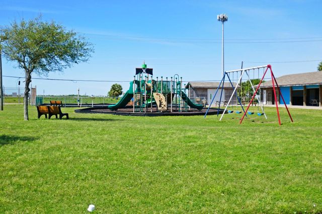 16522 John Davis Road, Galveston, TX 77554