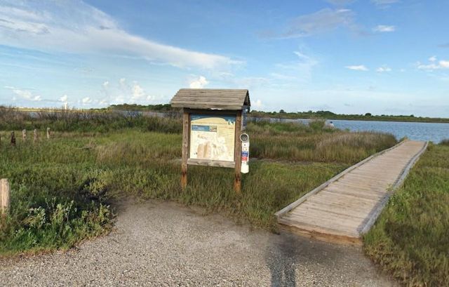 16522 John Davis Road, Galveston, TX 77554