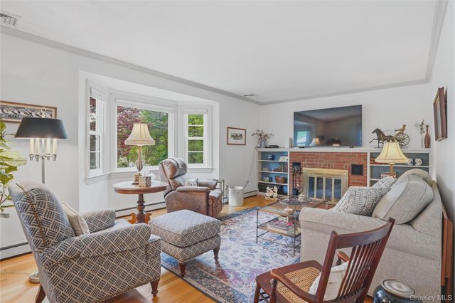 6 Willow Lane, Fishkill, NY 12524