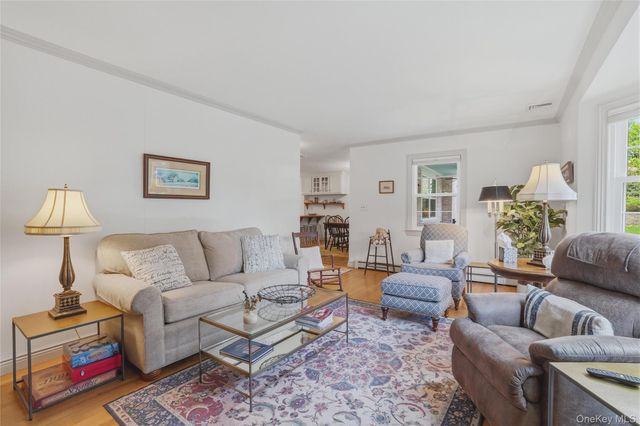 6 Willow Lane, Fishkill, NY 12524