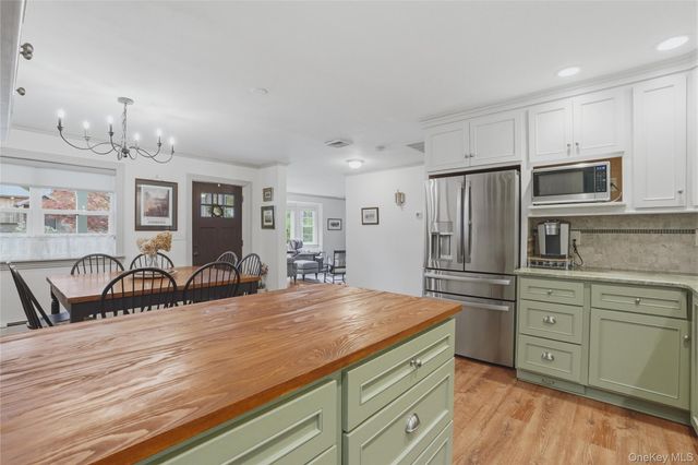 6 Willow Lane, Fishkill, NY 12524