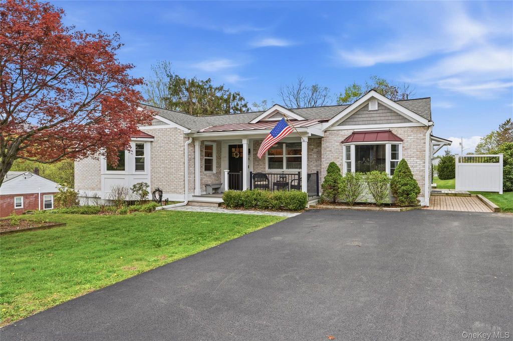 6 Willow Lane, Fishkill, NY 12524