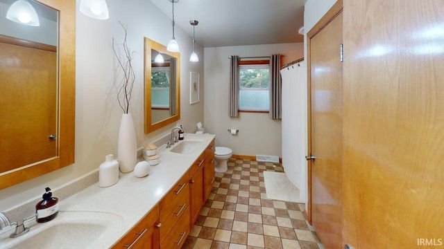 1437 W State Rd 56, Jasper, IN 47546