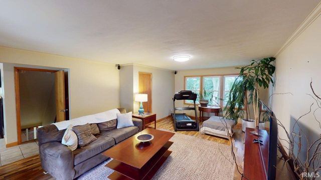 1437 W State Rd 56, Jasper, IN 47546