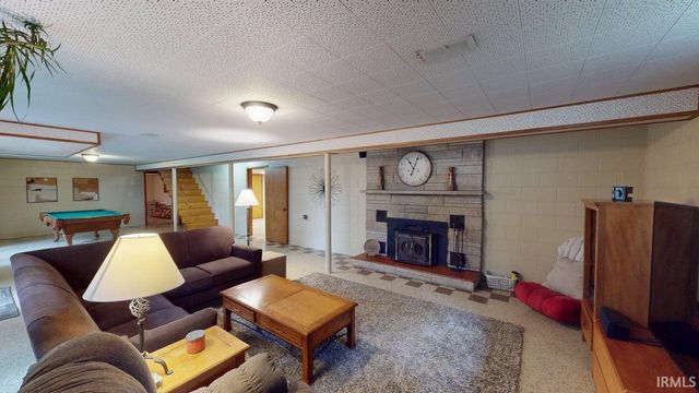 1437 W State Rd 56, Jasper, IN 47546