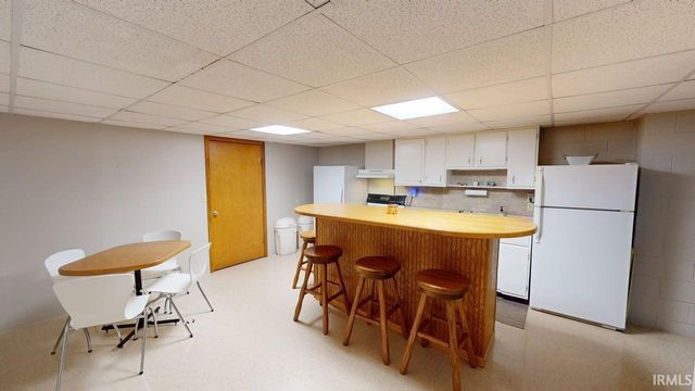 1437 W State Rd 56, Jasper, IN 47546