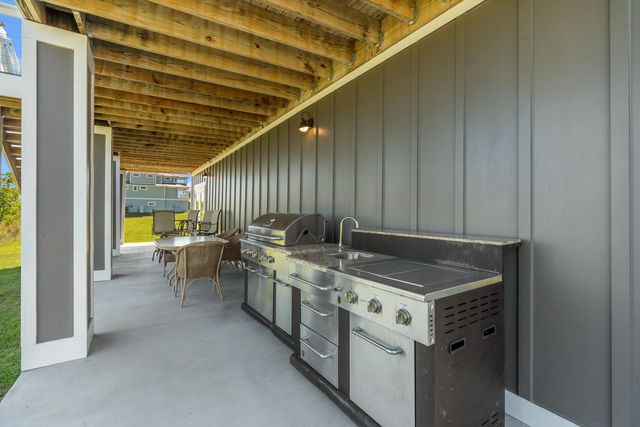 141 Oak Bay Dr., Georgetown, SC 29440