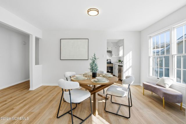 1475 Gleniffer Hill Road, Toms River, NJ 08755