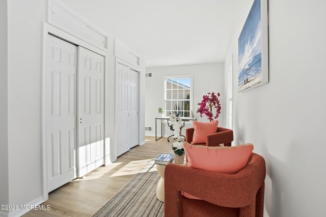 1475 Gleniffer Hill Road, Toms River, NJ 08755