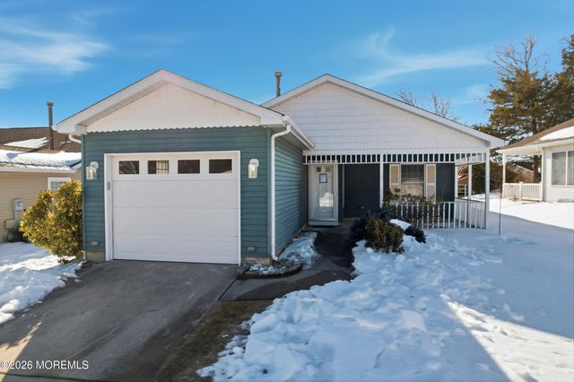 1475 Gleniffer Hill Road, Toms River, NJ 08755