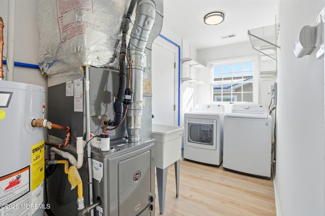 1475 Gleniffer Hill Road, Toms River, NJ 08755