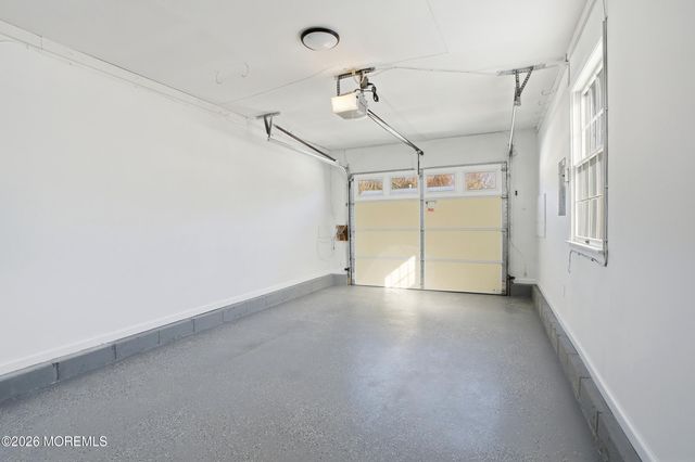 1475 Gleniffer Hill Road, Toms River, NJ 08755