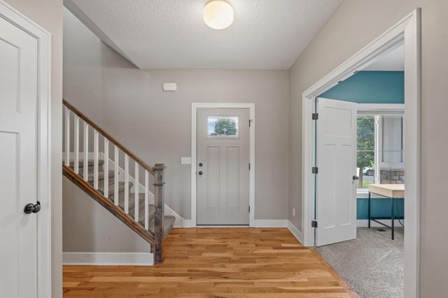 305 Art Street NW, New Prague, MN 56071