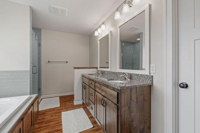 305 Art Street NW, New Prague, MN 56071
