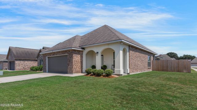 100 Saint Kenan Street, Youngsville, LA 70592