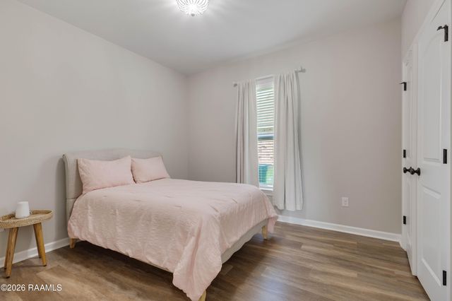 100 Saint Kenan Street, Youngsville, LA 70592