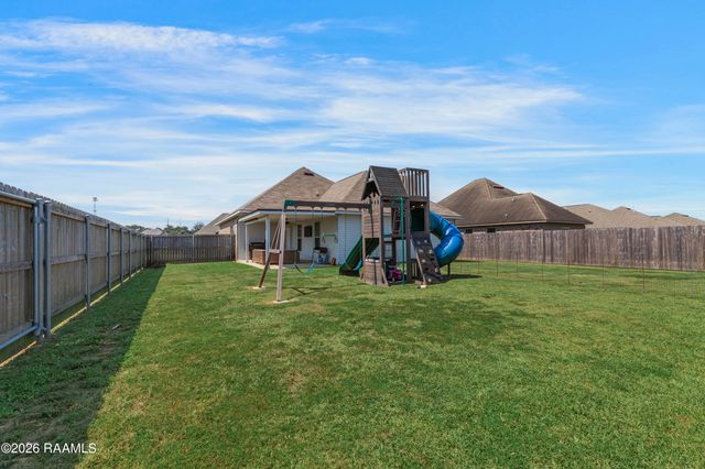 100 Saint Kenan Street, Youngsville, LA 70592