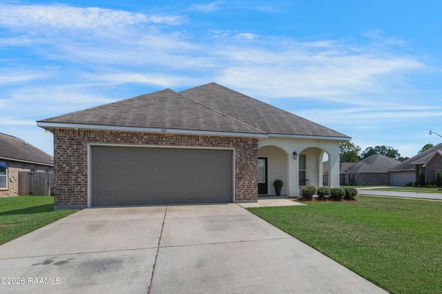 100 Saint Kenan Street, Youngsville, LA 70592