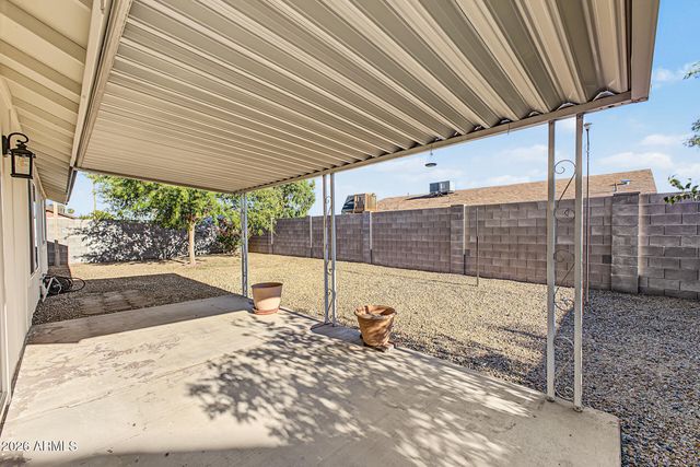 7633 W WOLF Street, Phoenix, AZ 85033