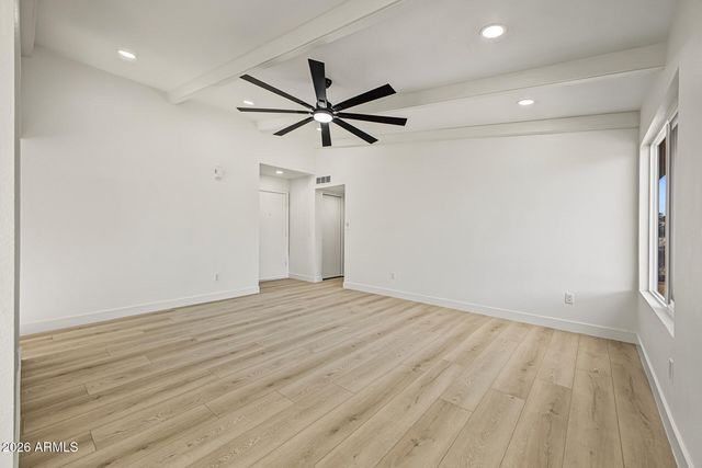 7633 W WOLF Street, Phoenix, AZ 85033