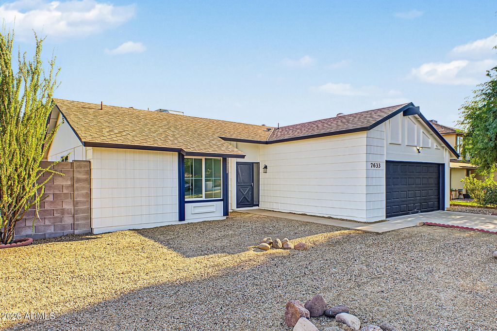 7633 W WOLF Street, Phoenix, AZ 85033 — photo 4