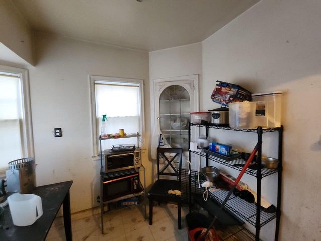 3974 N 28th STREET, Milwaukee, WI 53216