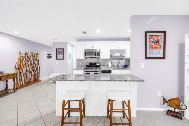 5725 80TH STREET N 106, St Petersburg, FL 33709