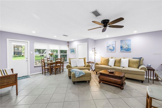 5725 80TH STREET N 106, St Petersburg, FL 33709