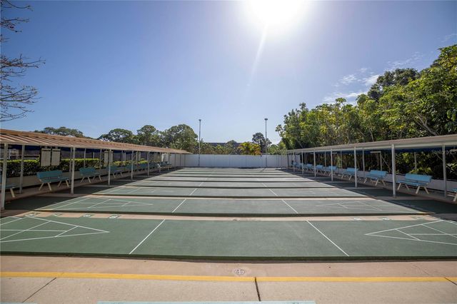 5725 80TH STREET N 106, St Petersburg, FL 33709