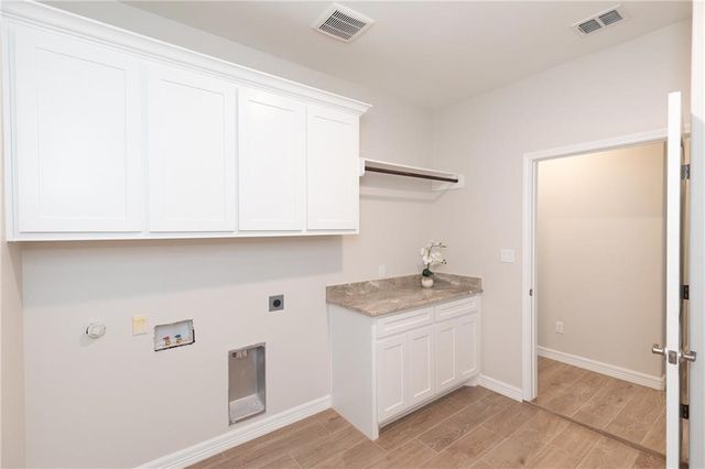 1114 Cape Velero Dr, Rockport, TX 78382