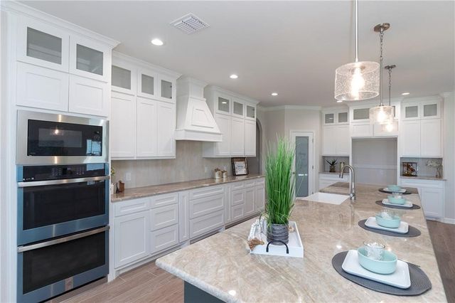 1114 Cape Velero Dr, Rockport, TX 78382