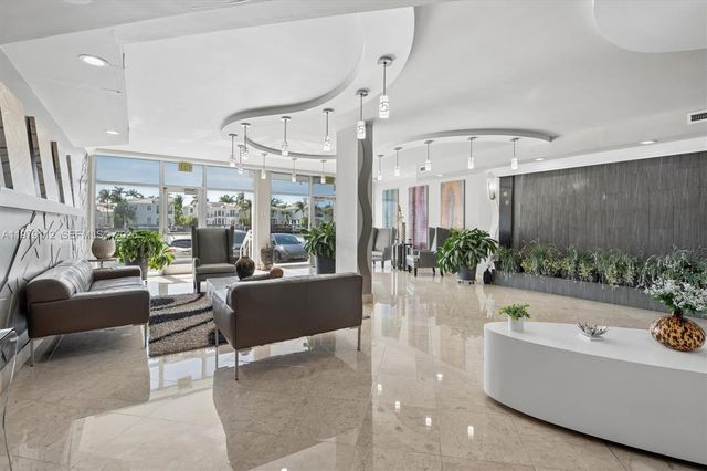 1500 S Ocean Drive PHJ, Hollywood, FL 33019