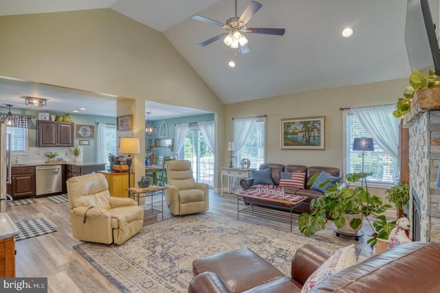 122 LULU LN, Dover, DE 19901