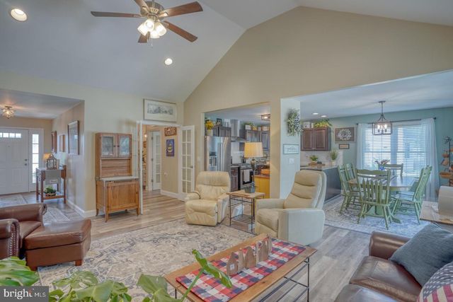 122 LULU LN, Dover, DE 19901