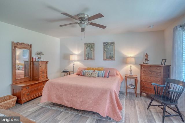 122 LULU LN, Dover, DE 19901