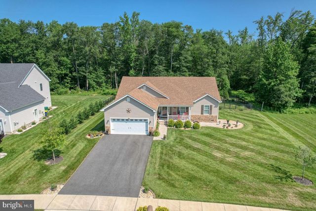 122 LULU LN, Dover, DE 19901