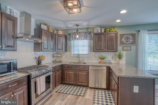 122 LULU LN, Dover, DE 19901