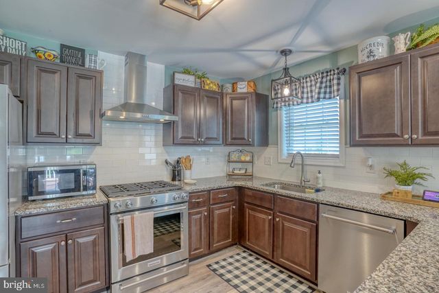 122 LULU LN, Dover, DE 19901