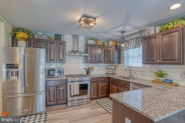 122 LULU LN, Dover, DE 19901