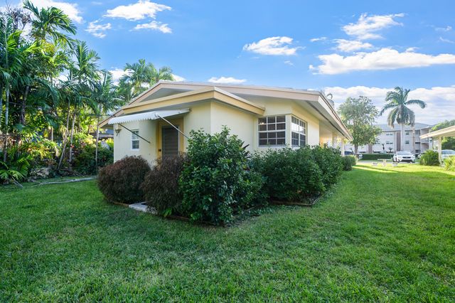 742 SE 19th Avenue 5-8, Deerfield Beach, FL 33441