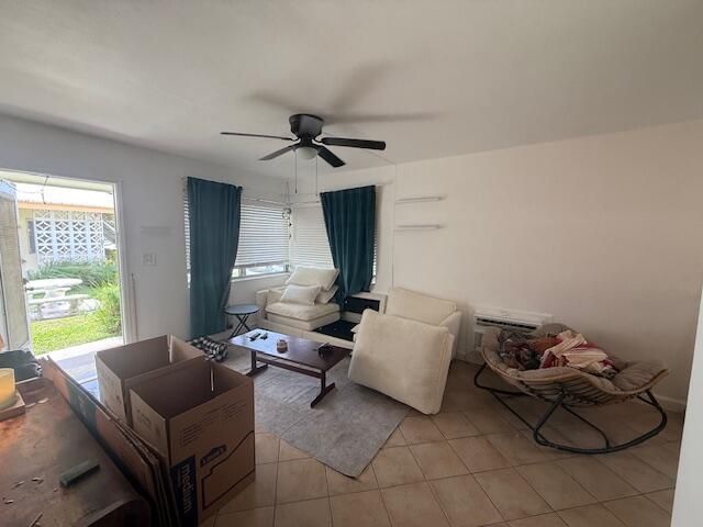 742 SE 19th Avenue 5-8, Deerfield Beach, FL 33441