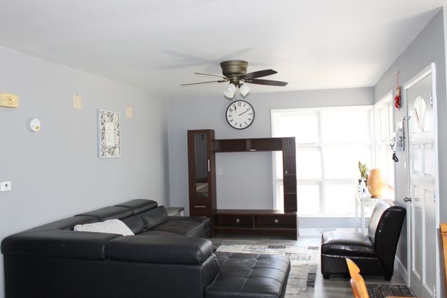 402 N East Street, Somonauk, IL 60552