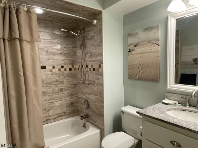 28 Commonwealth Dr, Bernards Twp., NJ 07920