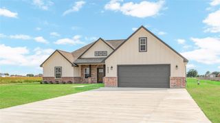 643 Longhorn Trail, Angleton, TX 77515
