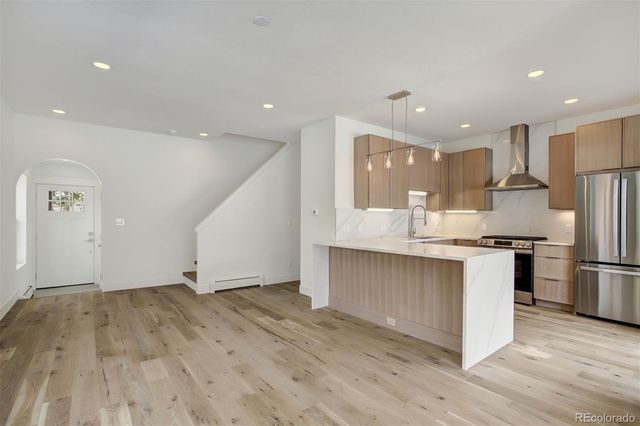 22 North Side Circle, Silverthorne, CO 80498