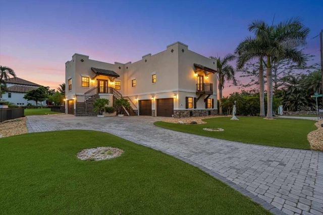 302 COLONIA LANE W, Nokomis, FL 34275