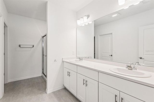 33857 SKY BLOSSOM CIRCLE, Leesburg, FL 34788