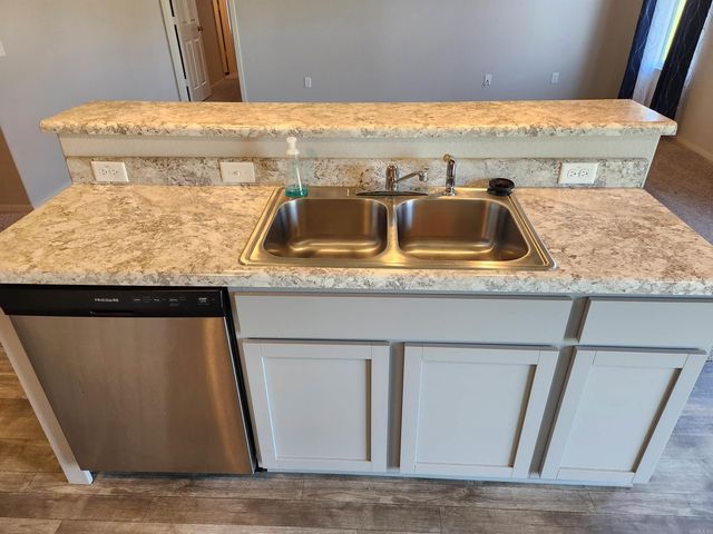 31 Avant Garde Dr, Little Rock, AR 72204